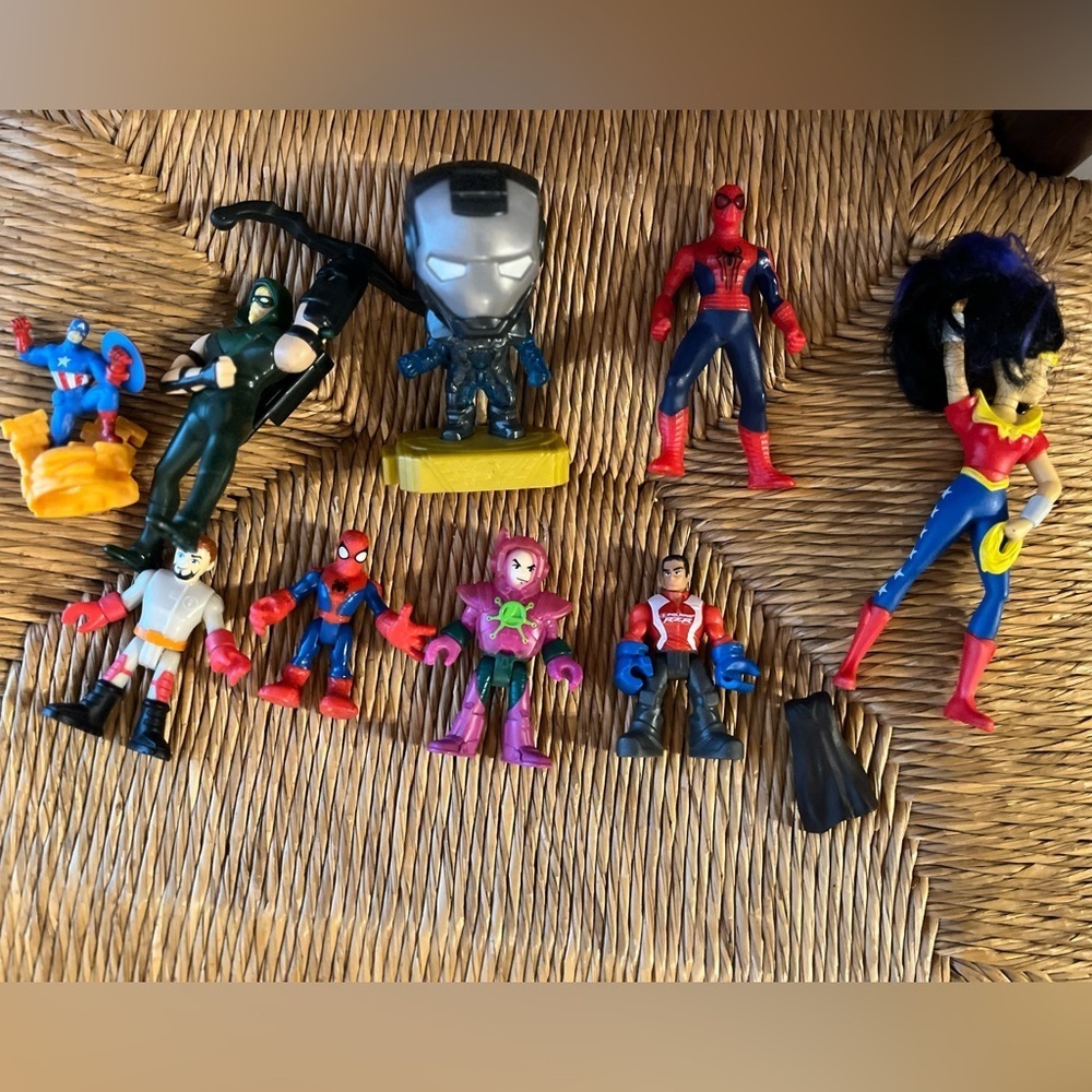 Lot of Fisher-Price Imaginext DC super hero characters Wonder Woman Spider-Man